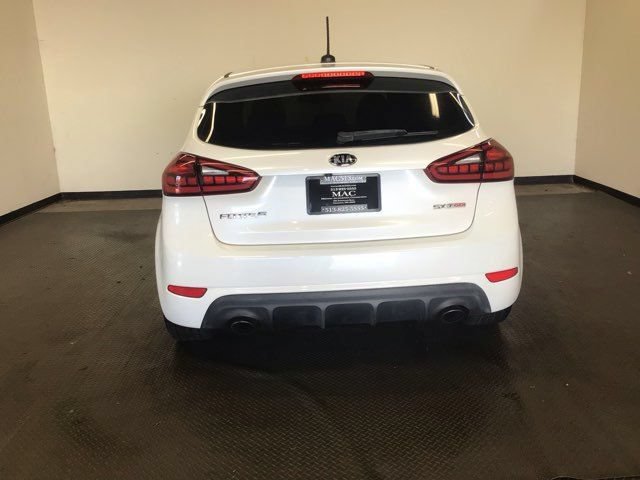 Used 2017 Kia Forte SX w/ SX Premium Tech Package FWD image 5