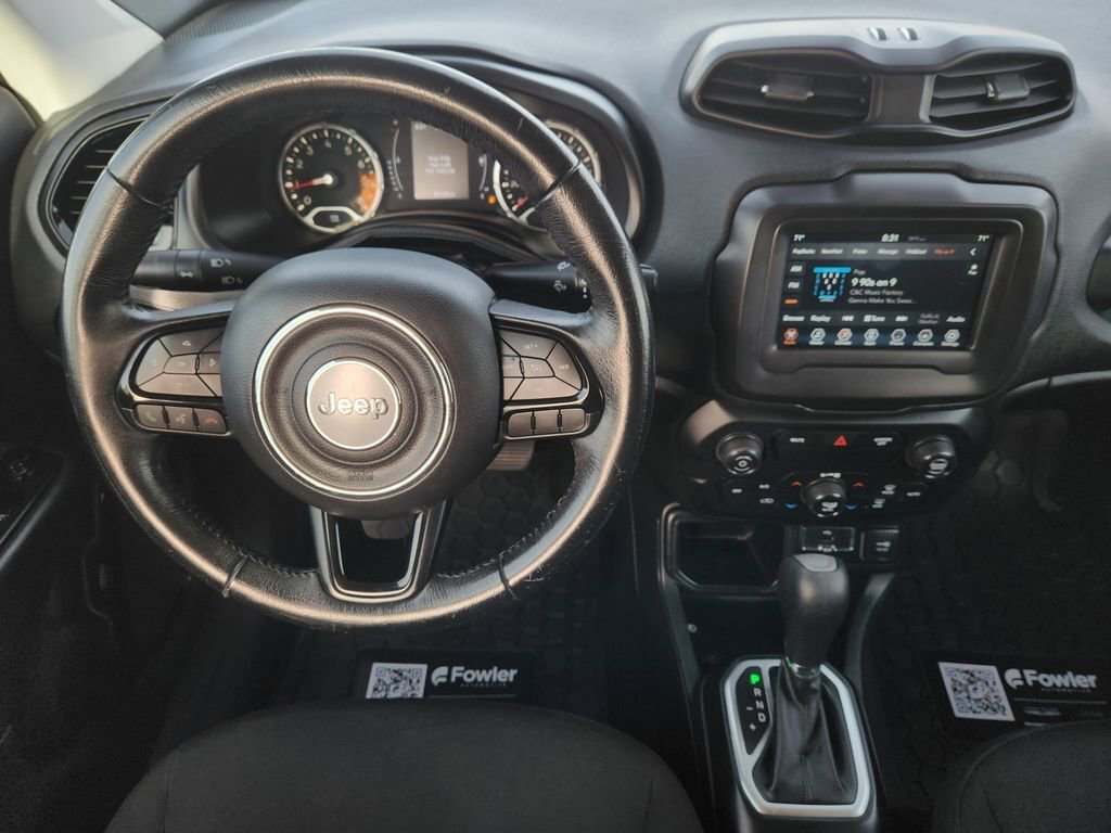 Used 2018 Jeep Renegade Altitude FWD image 27