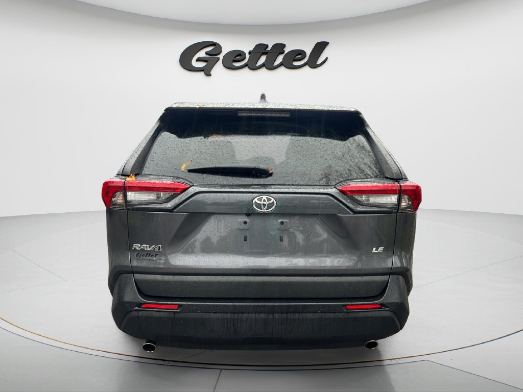 Used 2023 Toyota RAV4 LE FWD image 6