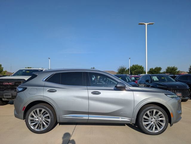 New 2026 Buick Envision Avenir AWD/4WD image 3