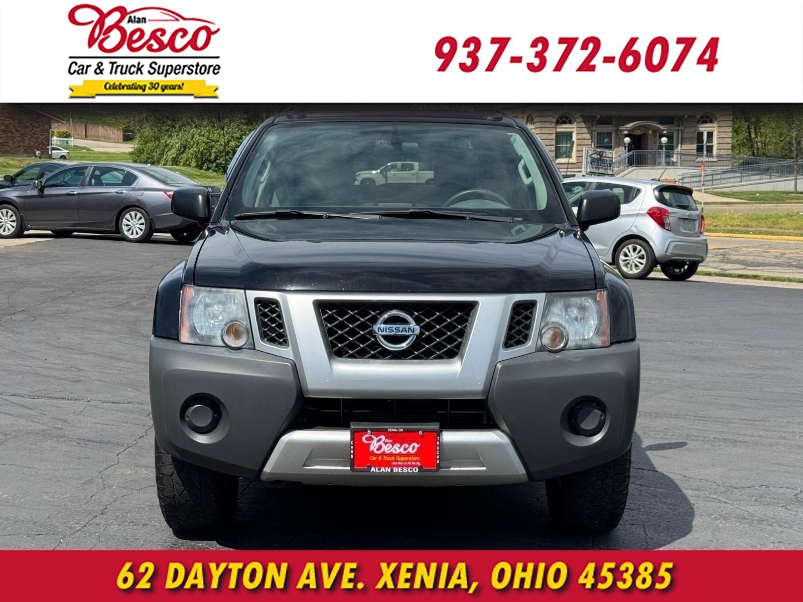 Used 2014 Nissan Xterra S AWD/4WD image 2