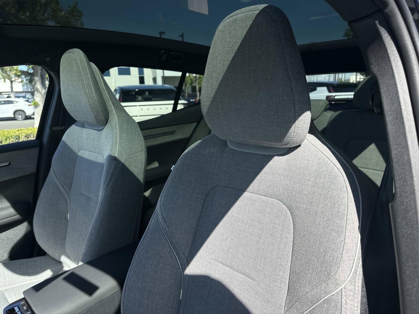 New 2026 Volvo EX30 Ultra w/ Climate Package AWD/4WD image 15