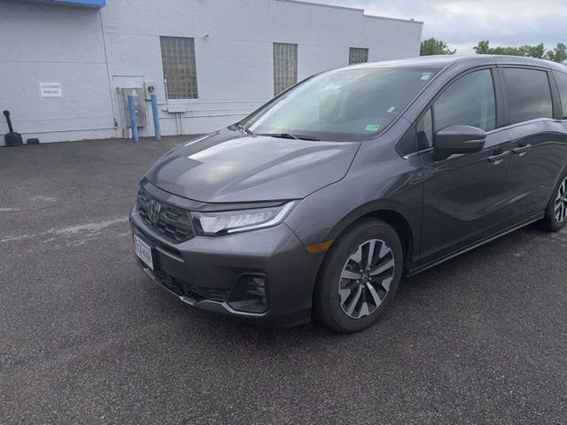 Used 2025 Honda Odyssey EX-L image 2