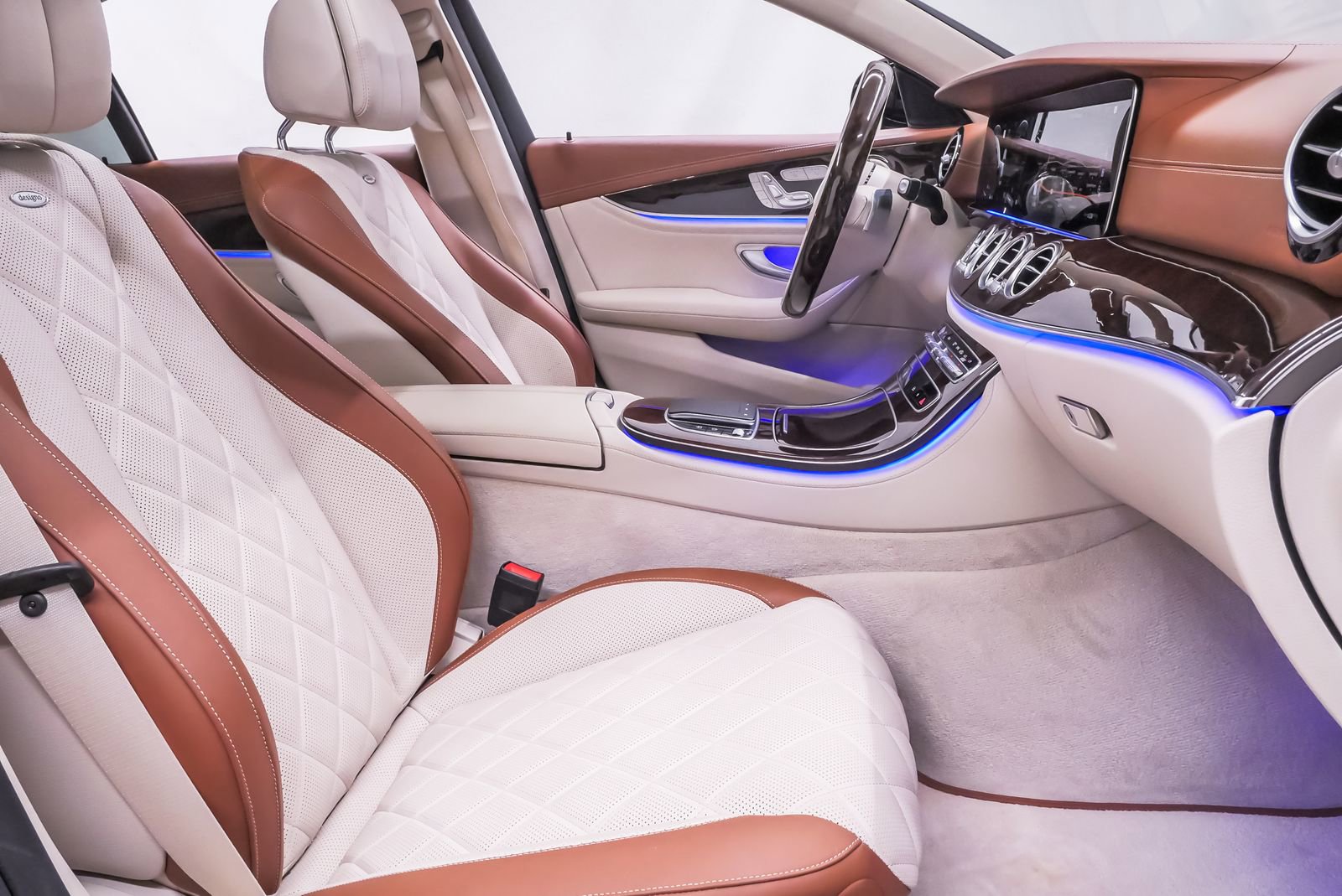 Used 2022 Mercedes-Benz E 350 Sedan image 14