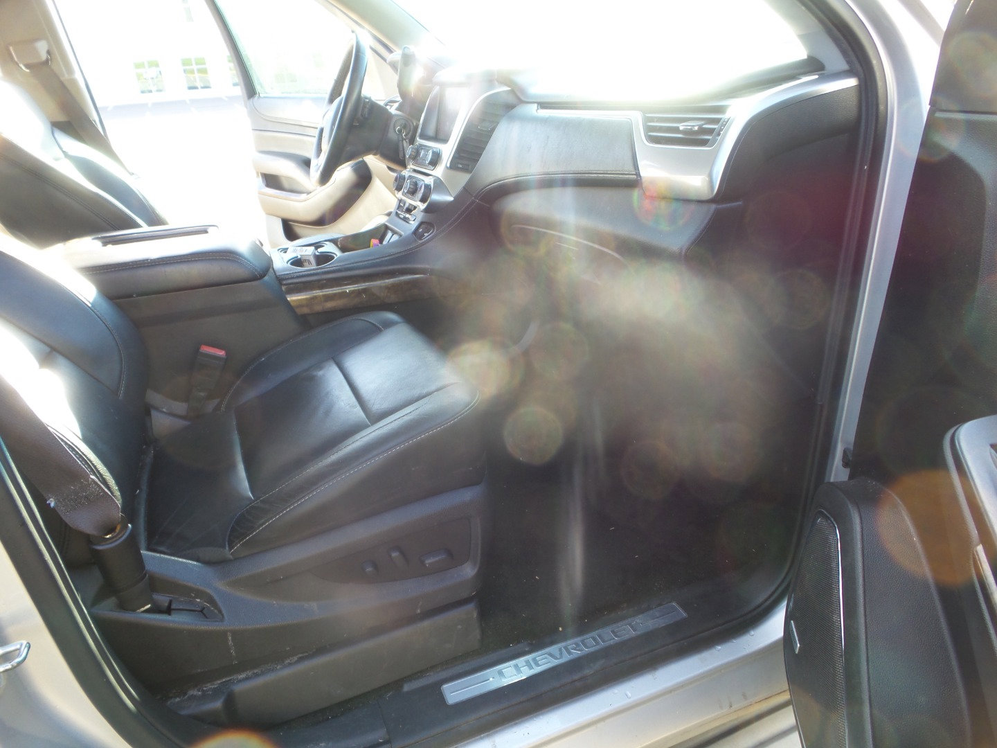 Used 2015 Chevrolet Tahoe LT image 36