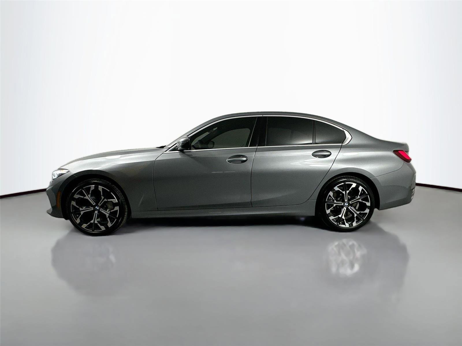 New 2026 BMW 330i xDrive Sedan w/ Premium Package AWD/4WD image 8