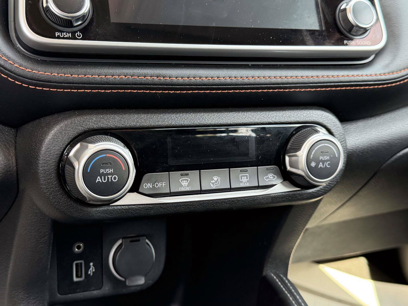Used 2020 Nissan Kicks SR FWD image 25