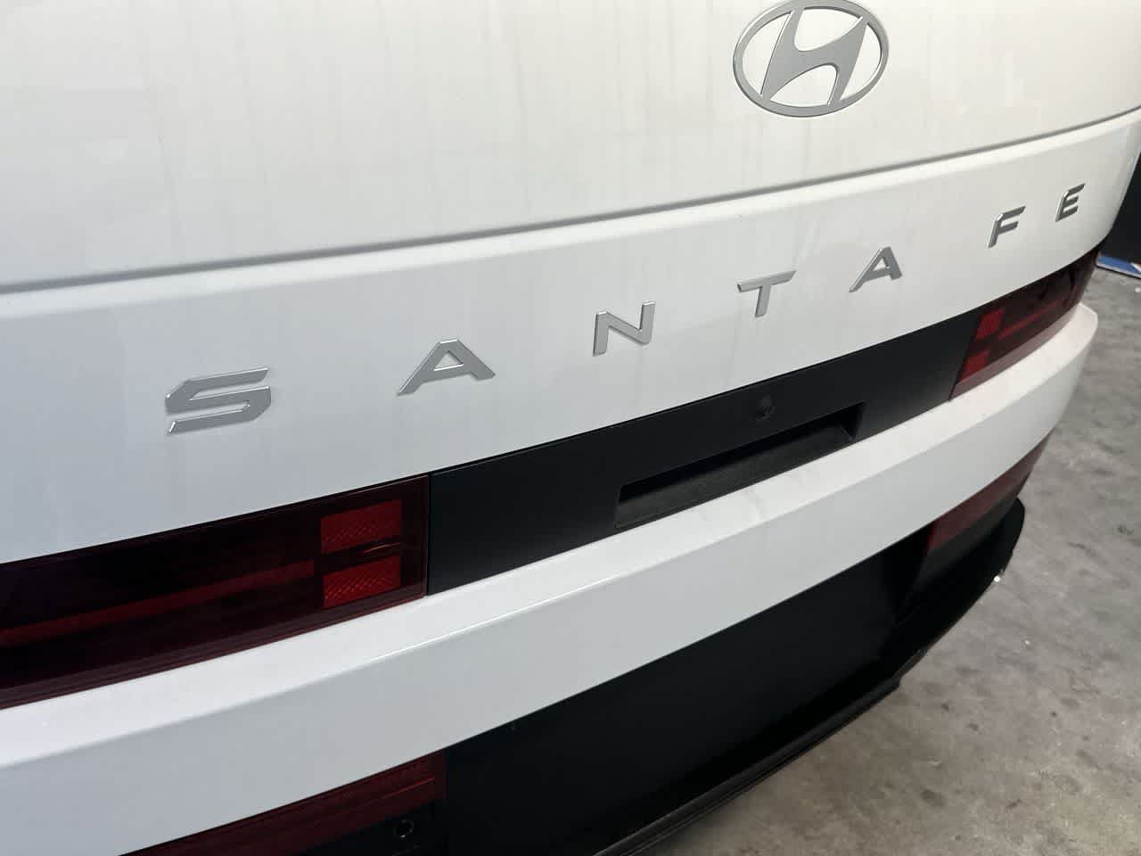 New 2027 Hyundai Santa Fe SEL FWD image 10