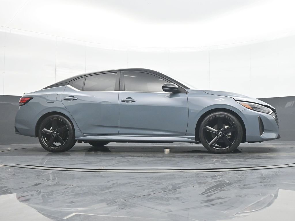 Used 2024 Nissan Sentra SR FWD image 31