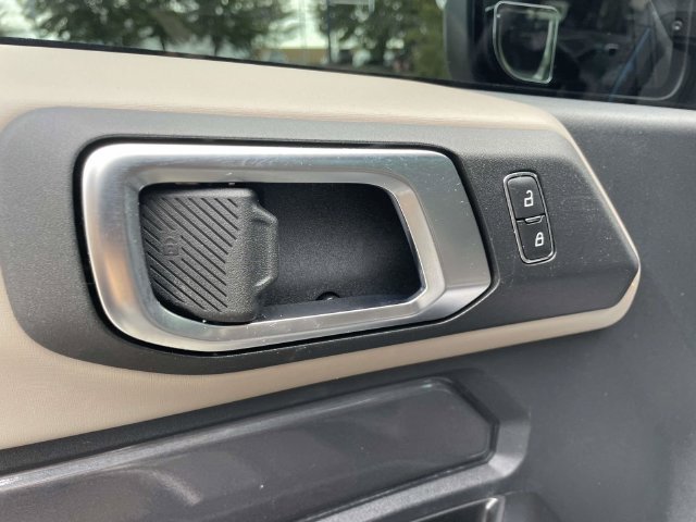 Used 2024 Ford Bronco Wildtrak AWD/4WD image 19