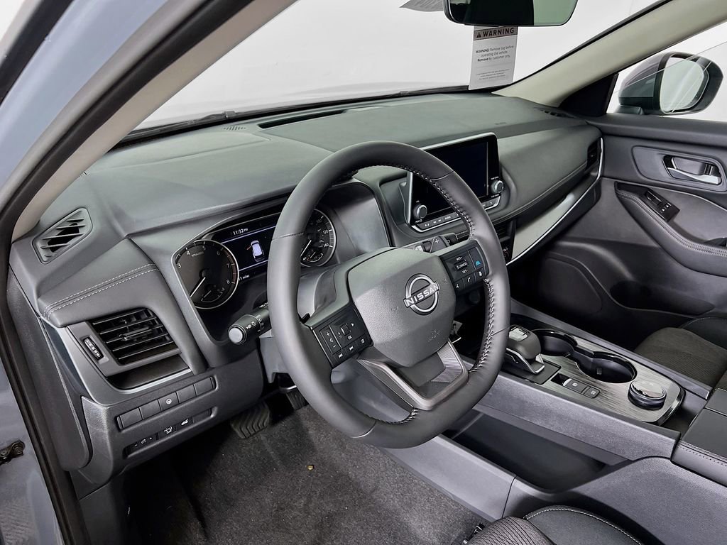 New 2026 Nissan Rogue SV AWD/4WD image 8