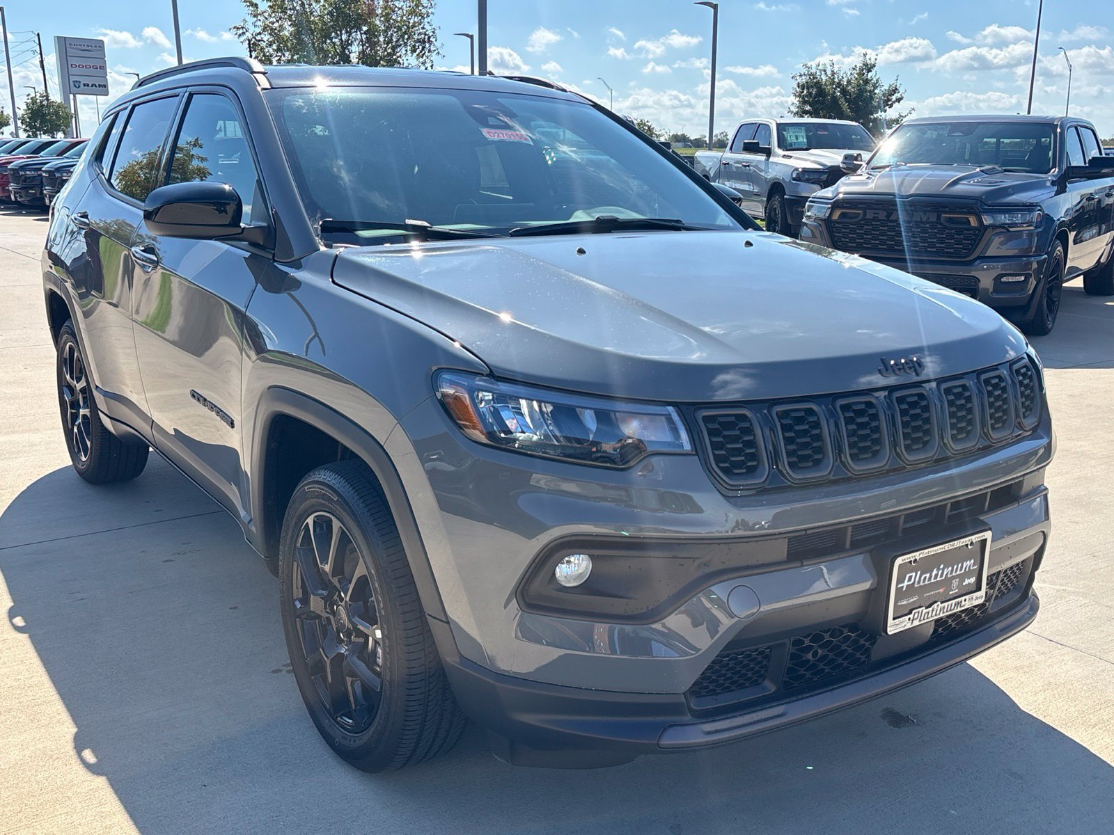New 2027 Jeep Compass Latitude AWD/4WD image 7