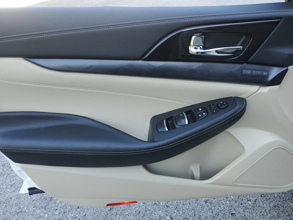 Certified 2023 Nissan Maxima Platinum w/ Sport Mat Group FWD image 14