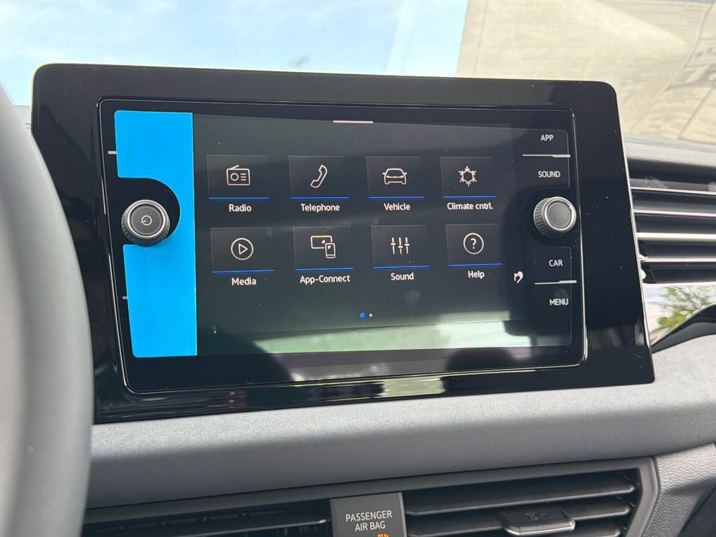 New 2026 Volkswagen Jetta SE FWD image 26