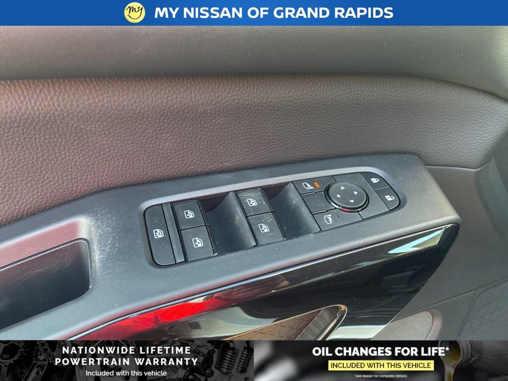 New 2026 Nissan Pathfinder SV image 11