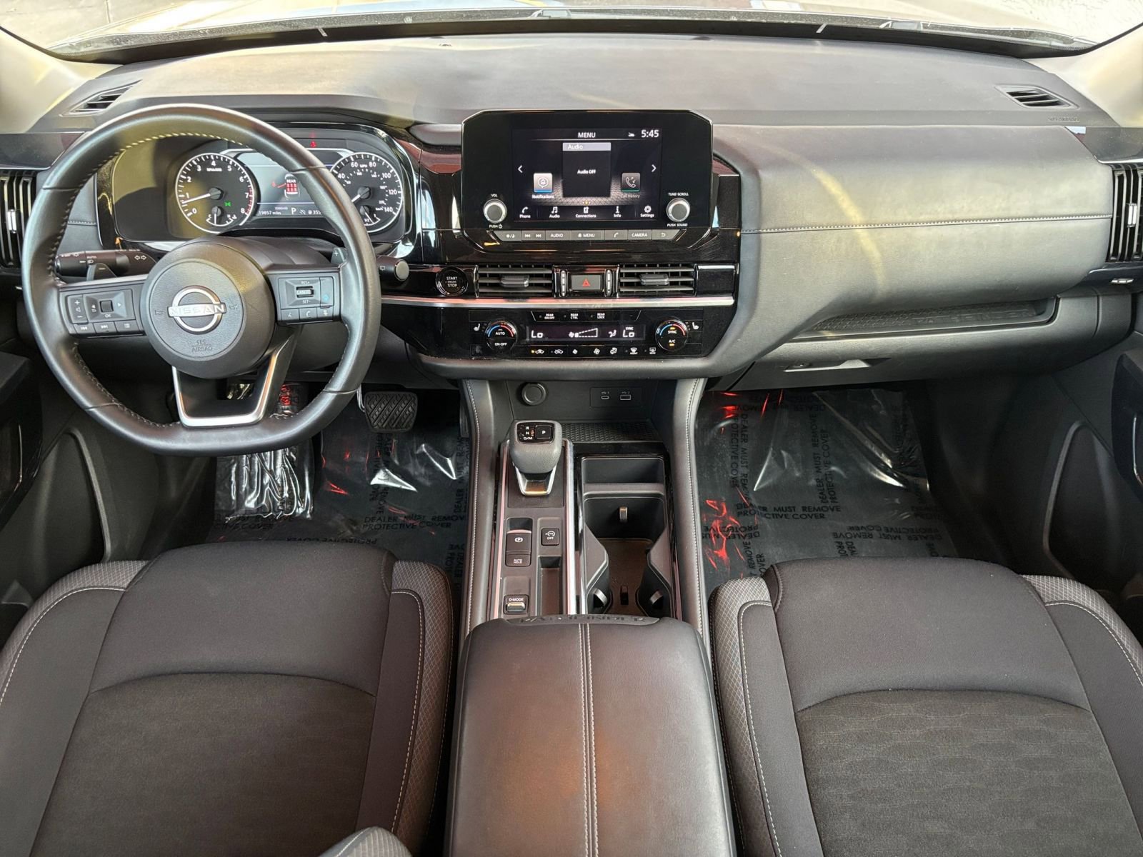 Used 2025 Nissan Pathfinder SV FWD image 36