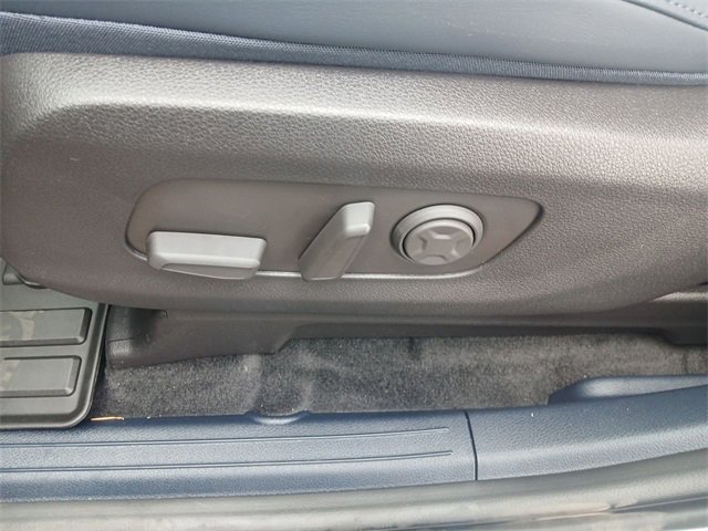 New 2026 Kia Carnival EX image 12