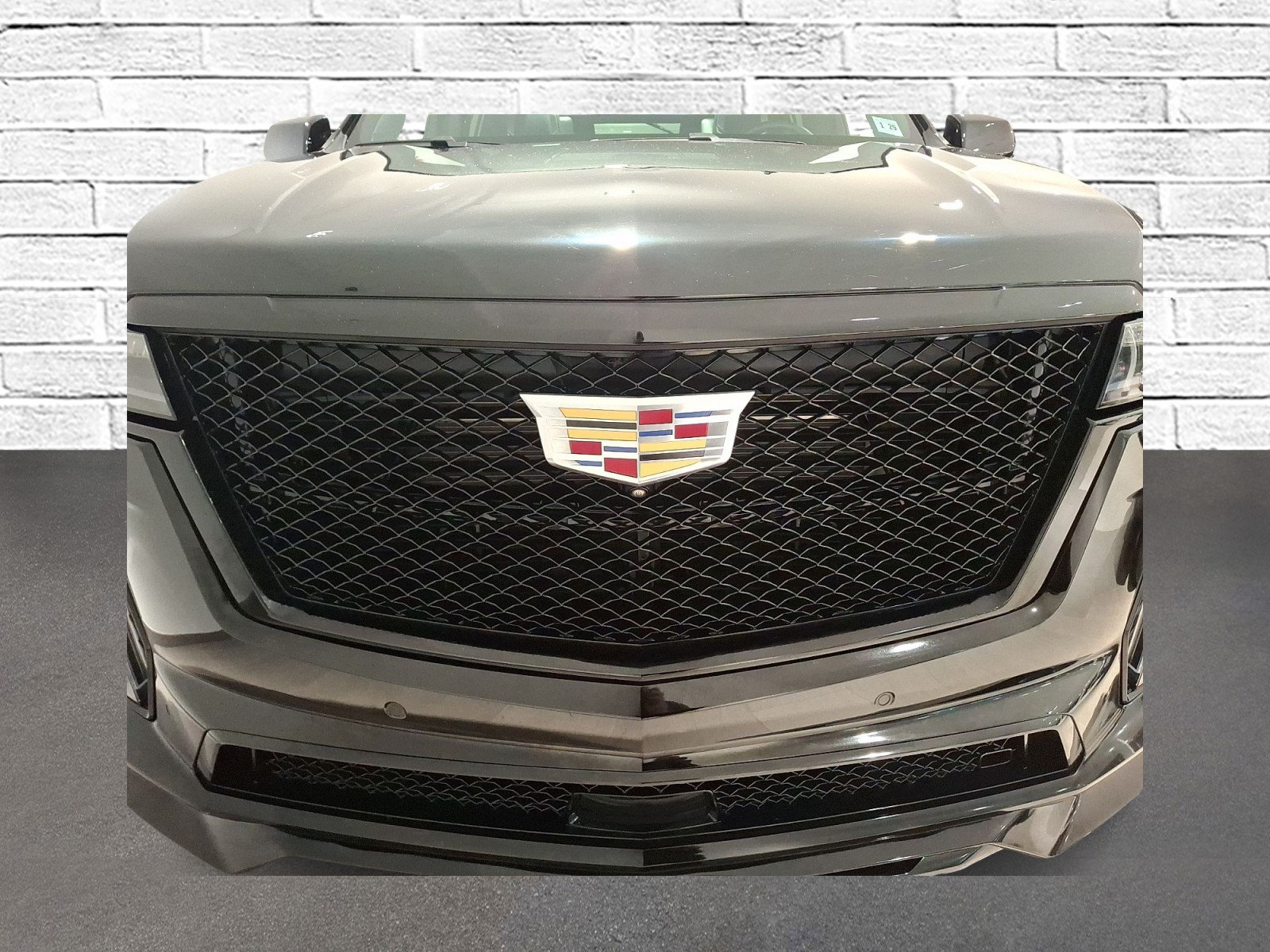 Certified 2023 Cadillac Escalade ESV V AWD/4WD image 7