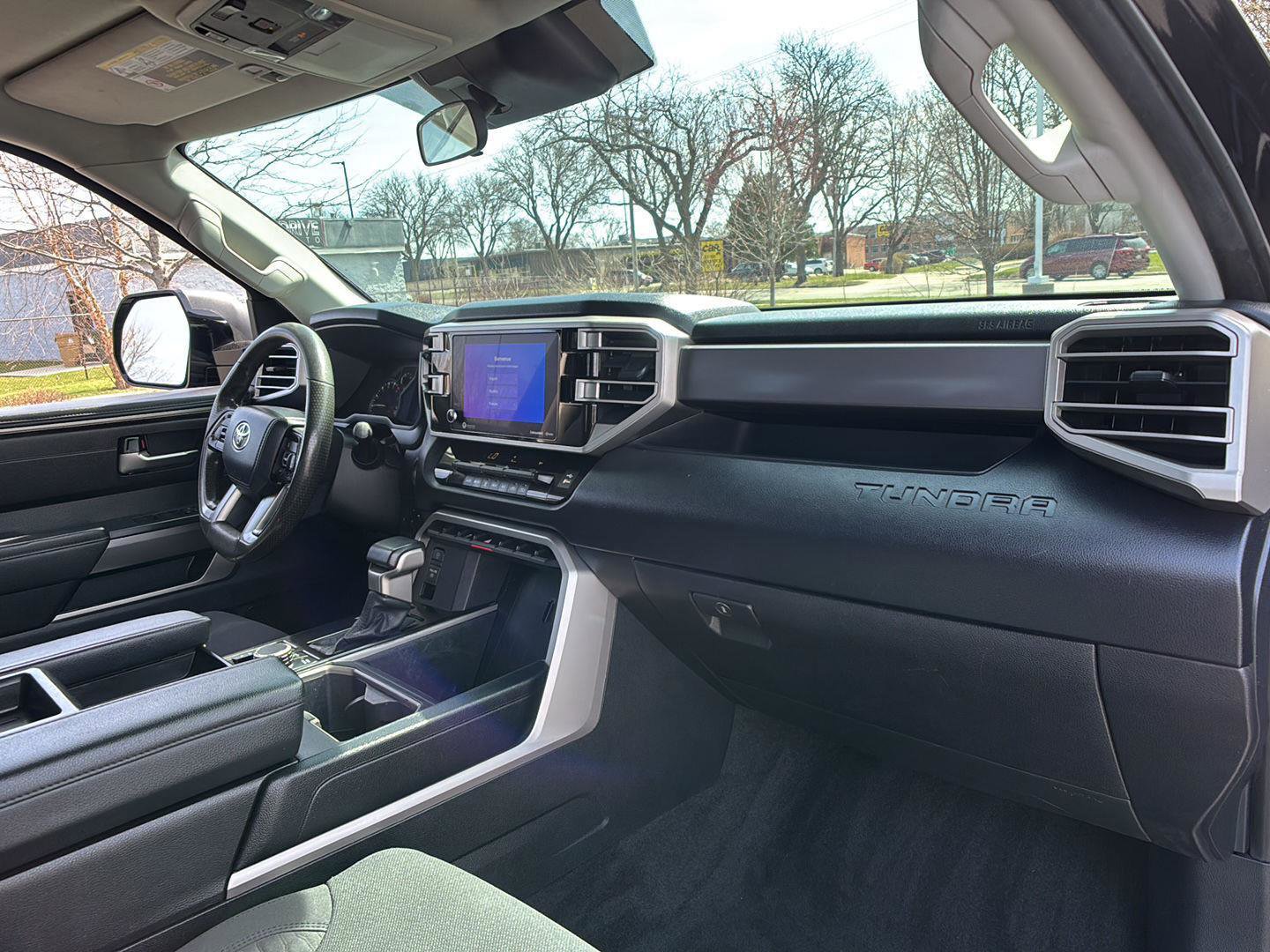 Used 2022 Toyota Tundra SR5 AWD/4WD image 17