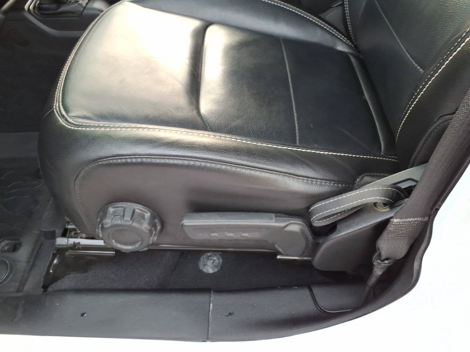 Used 2020 Jeep Wrangler Unlimited Sahara AWD/4WD image 15