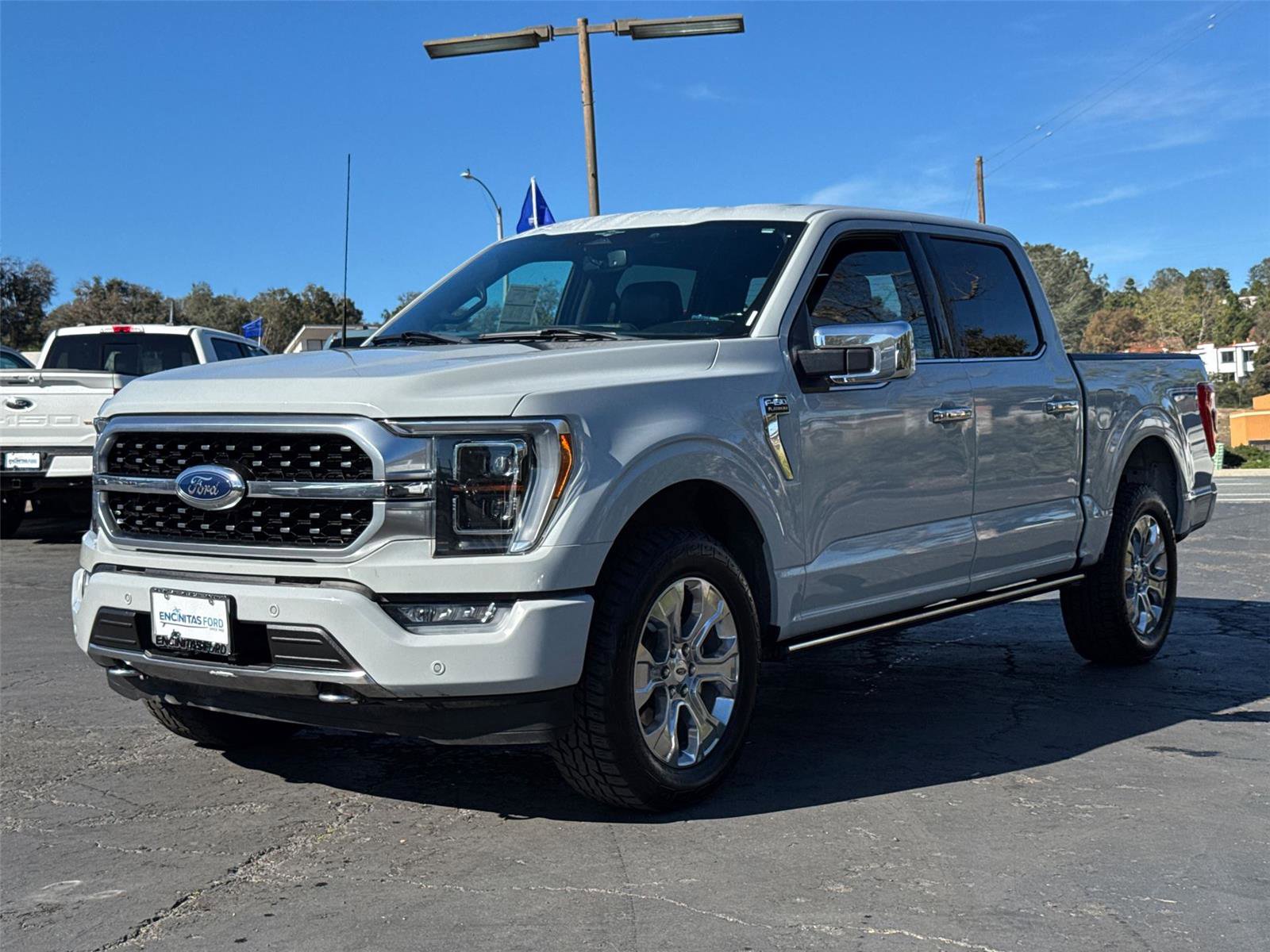 Used 2023 Ford F150 Platinum image 4