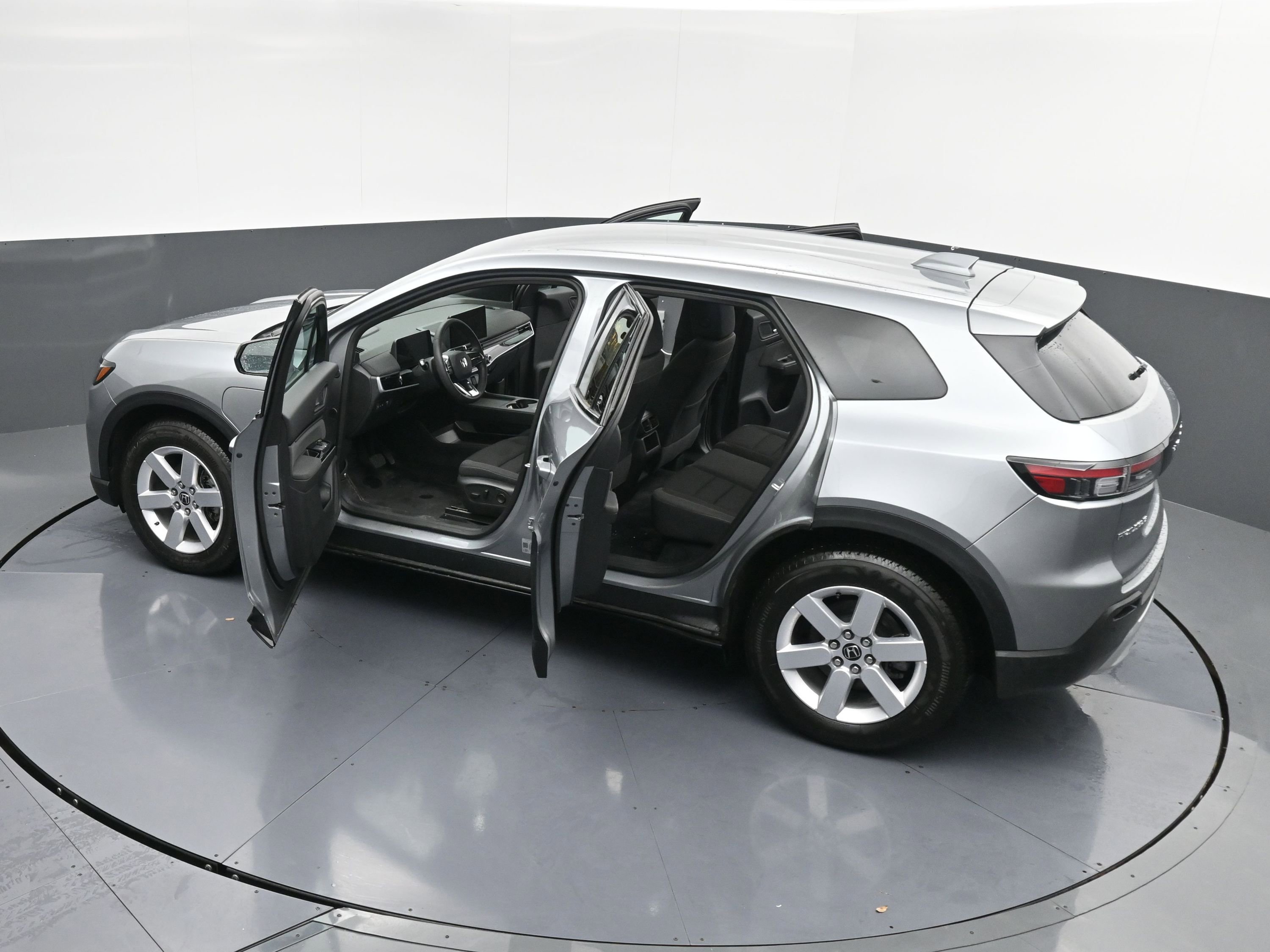 Used 2025 Honda Prologue EX image 45