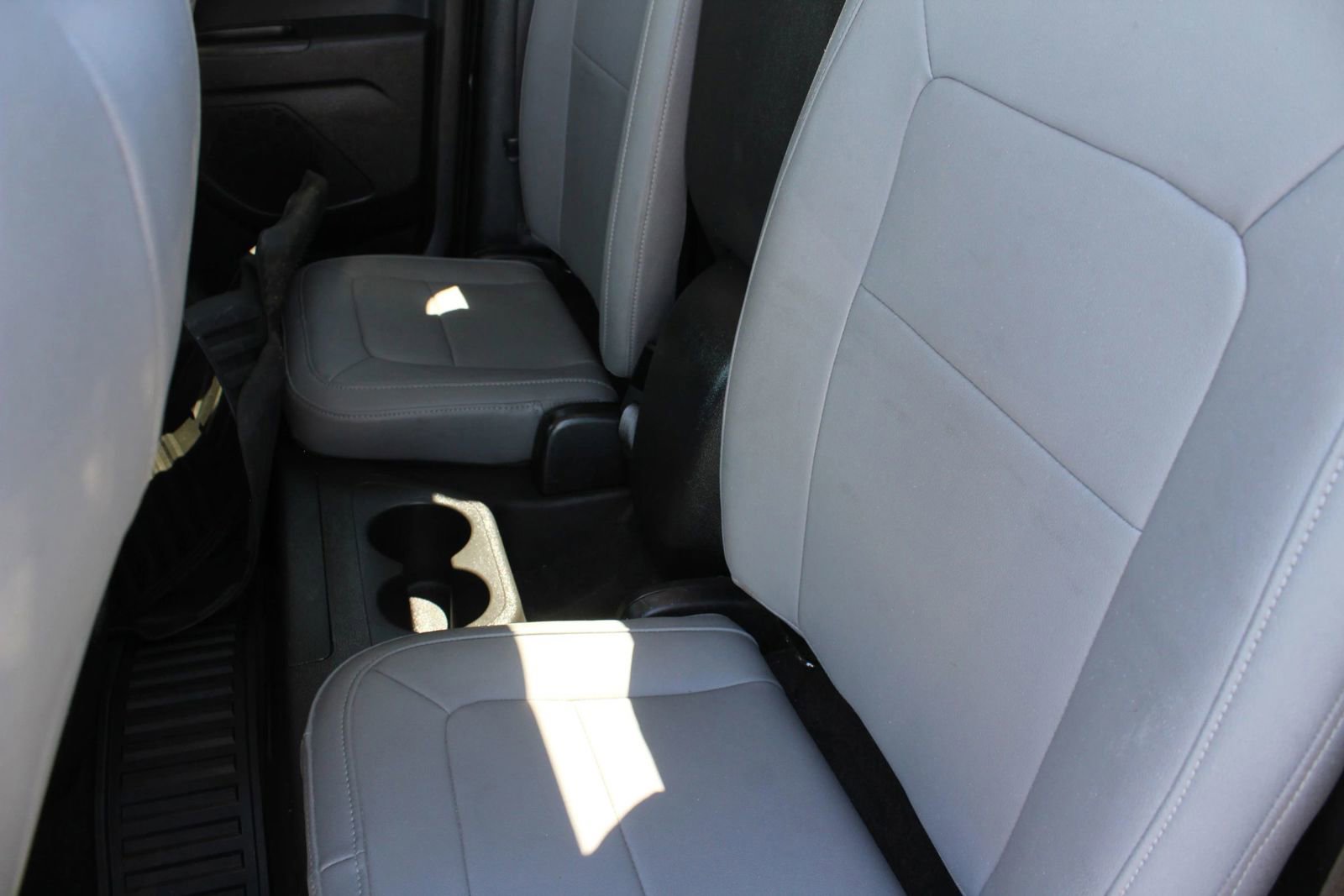 Used 2015 Chevrolet Colorado LT w/ Luxury Package RWD image 17