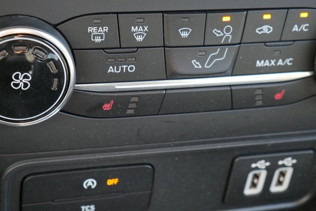 Used 2020 Ford EcoSport SE image 5