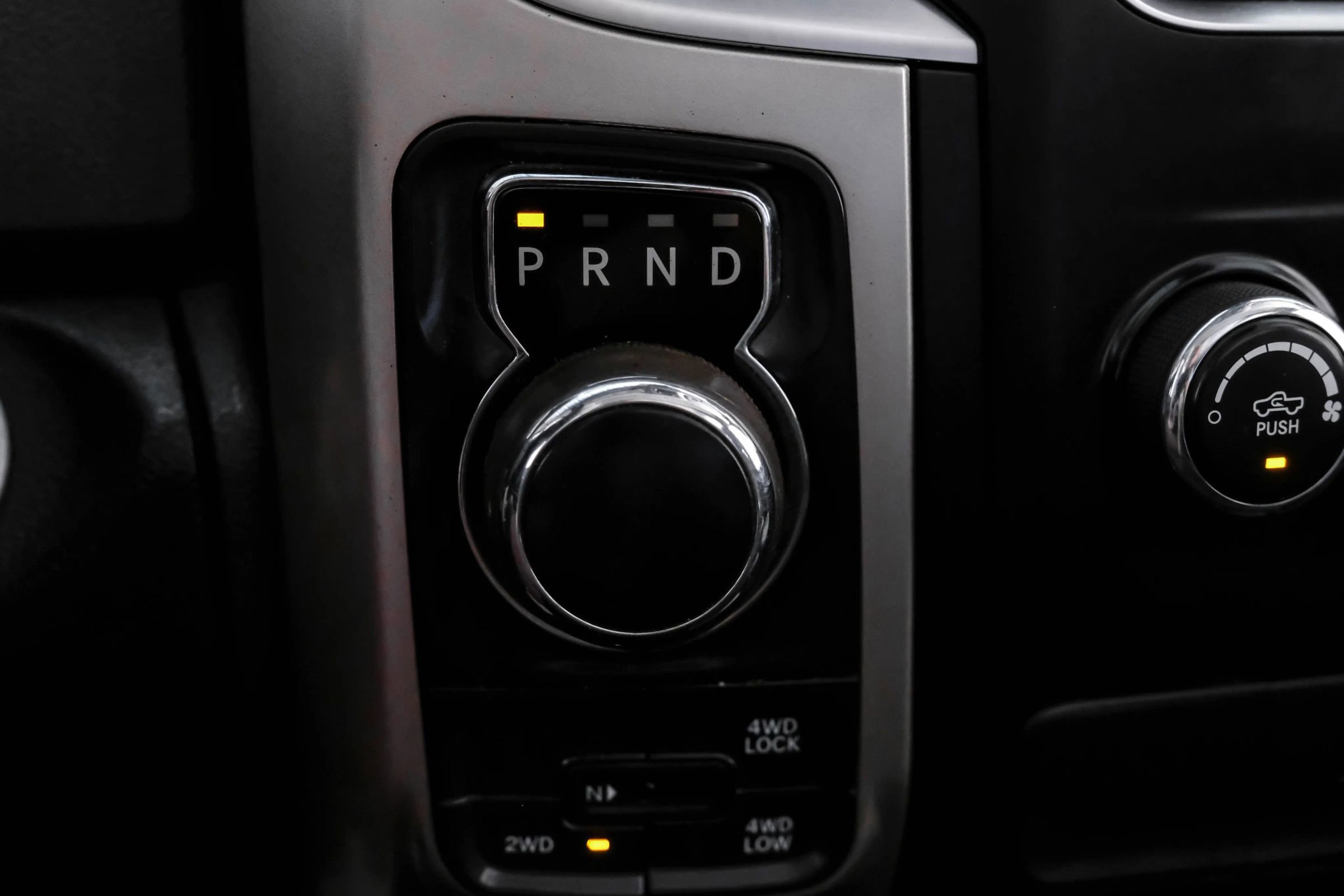 Used 2019 RAM 1500 Classic SLT image 21