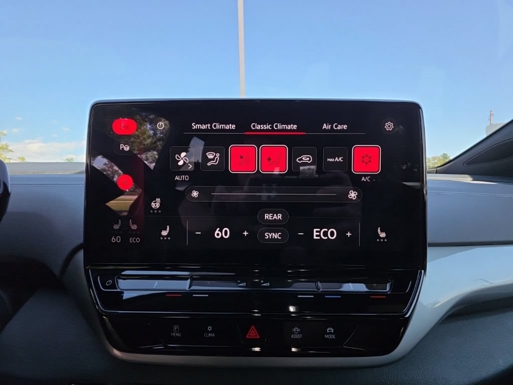 Certified 2023 Volkswagen ID.4 Pro S Plus AWD/4WD image 20
