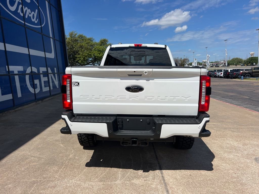 New 2026 Ford F250 Lariat w/ Black Appearance Package image 7