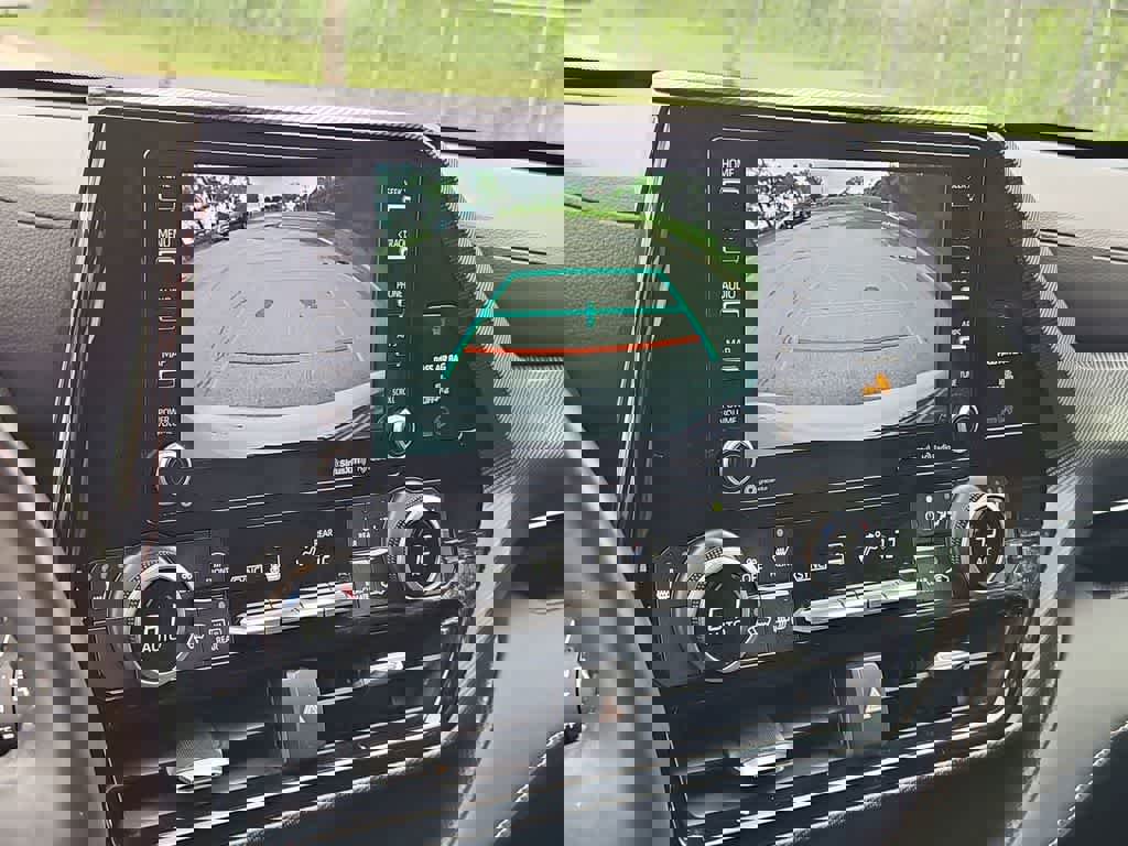 Used 2021 Toyota Highlander XSE image 31