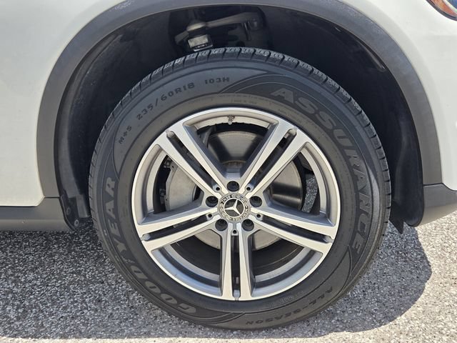 Used 2022 Mercedes-Benz GLC 300 image 10
