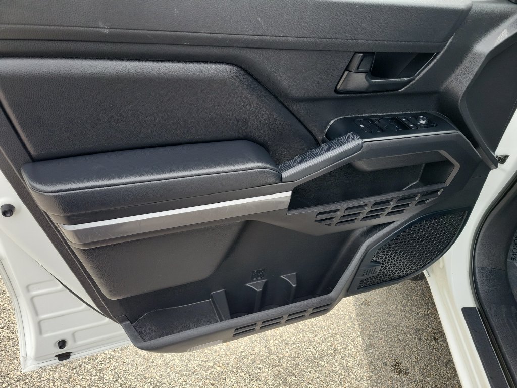 Used 2024 Toyota Tacoma SR5 w/ SR5 Upgrade Package RWD image 19