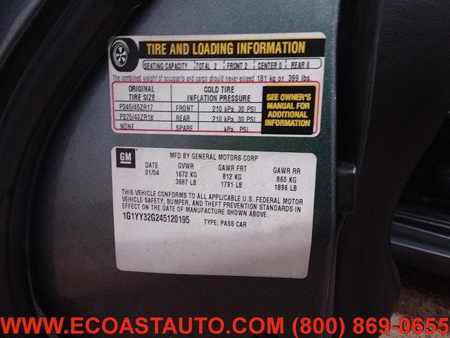 Used 2004 Chevrolet Corvette Convertible w/ Preferred Equipment Group RWD image 18