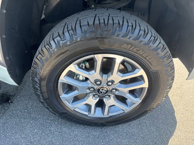 Used 2024 Toyota Tundra Limited AWD/4WD image 14