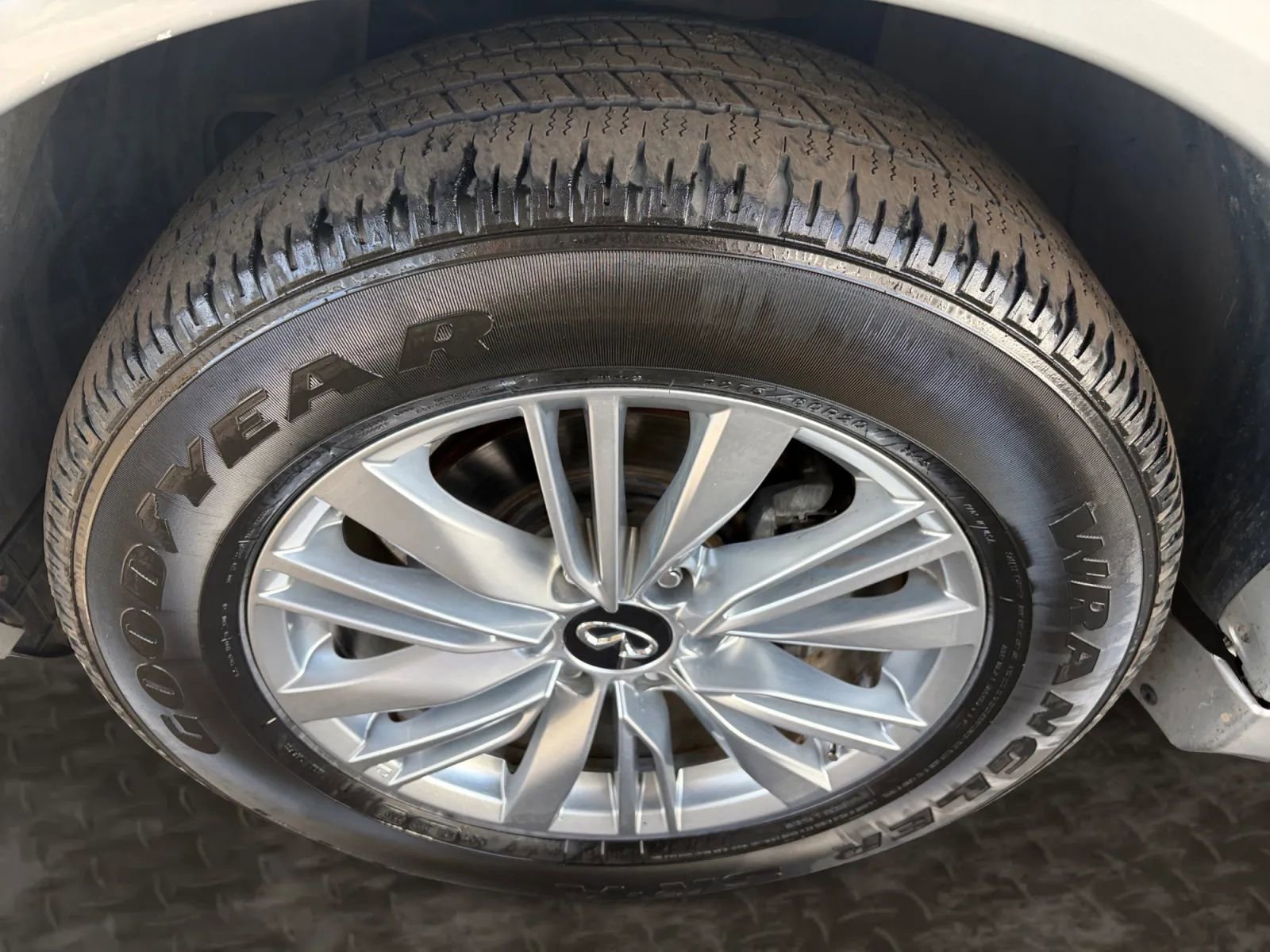 Used 2020 INFINITI QX80 Luxe w/ Proassist Package AWD/4WD image 38