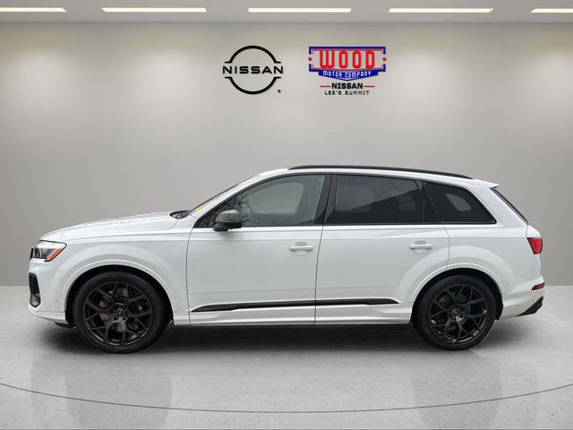 Used 2025 Audi SQ7 Premium Plus image 5