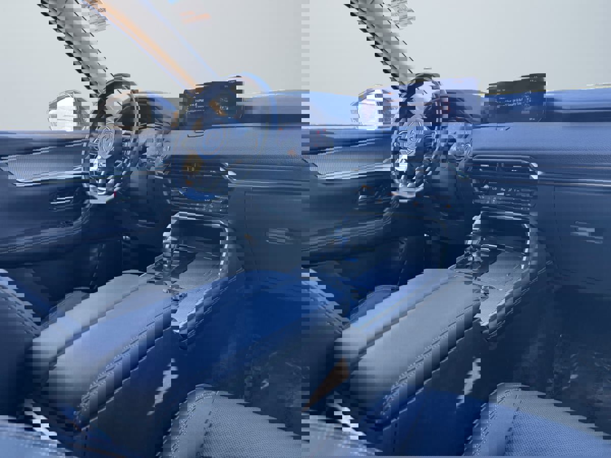 Used 2024 MAZDA CX-90 Plug-In Hybrid w/ Preferred image 14