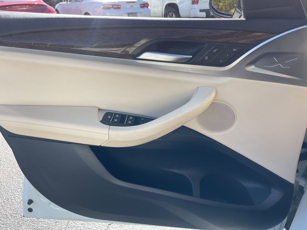 Used 2019 BMW X3 xDrive30i w/ Convenience Package image 9