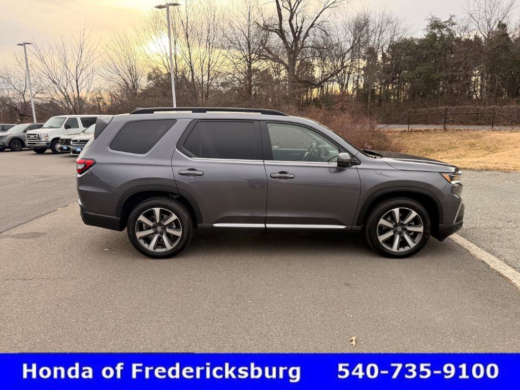 Certified 2025 Honda Pilot Elite image 7