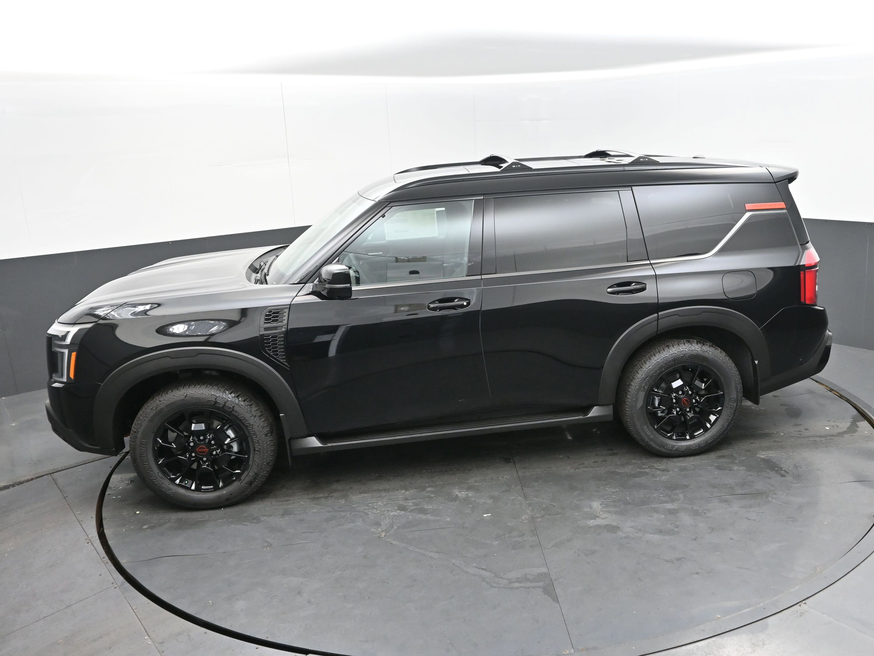 New 2026 Nissan Armada PRO-4X image 36