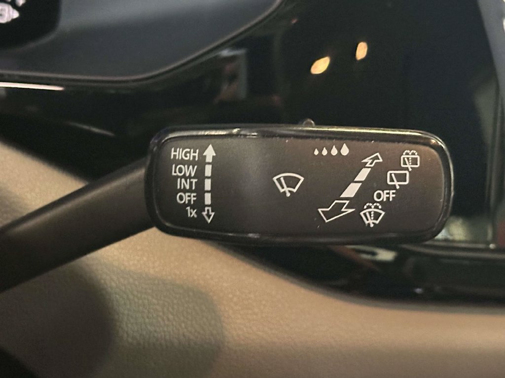 Used 2022 Volkswagen Taos S AWD/4WD image 25