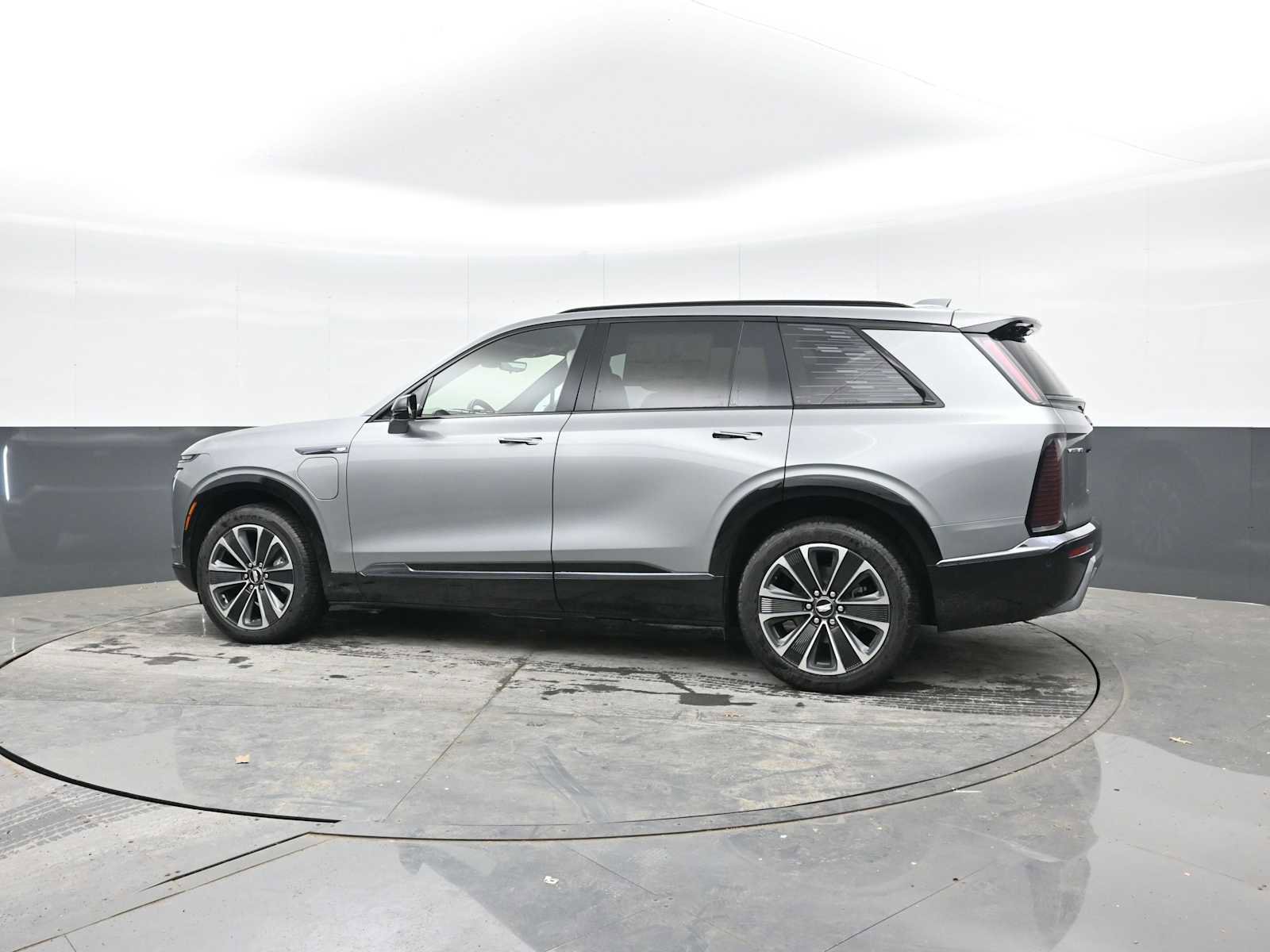 New 2026 Cadillac Vistiq Sport image 3