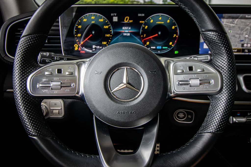Used 2023 Mercedes-Benz GLS 580 4MATIC image 35