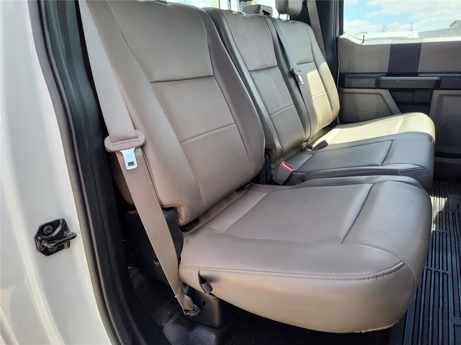 Used 2019 Ford F350 XL w/ Power Equipment Group image 23