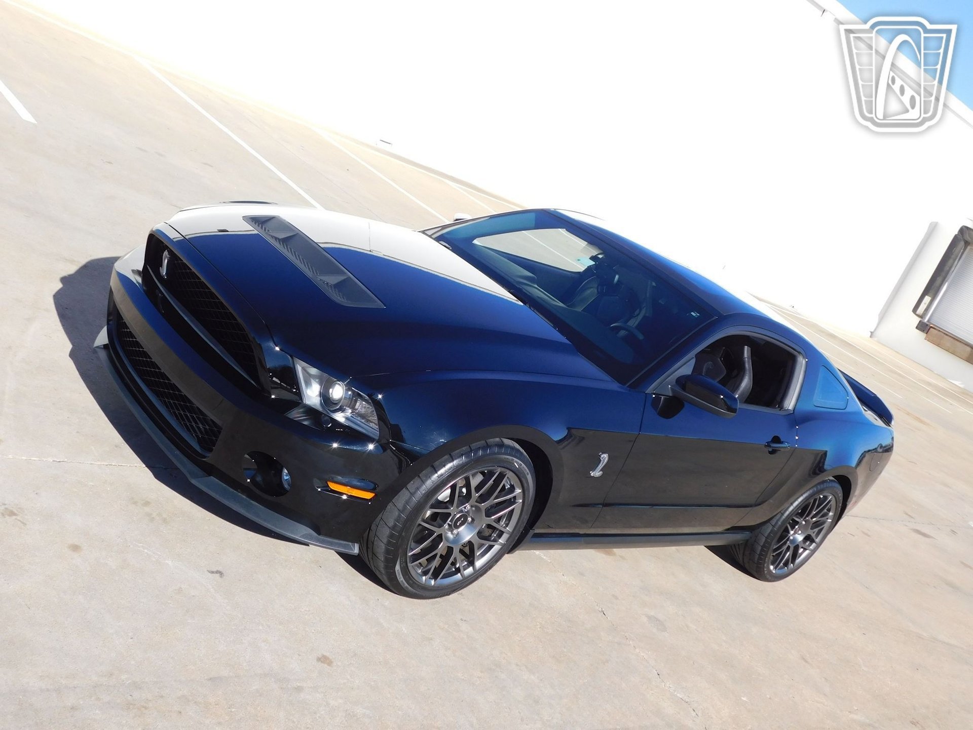 Used 2012 Ford Mustang Shelby GT500 w/ SVT Performance Pkg image 19