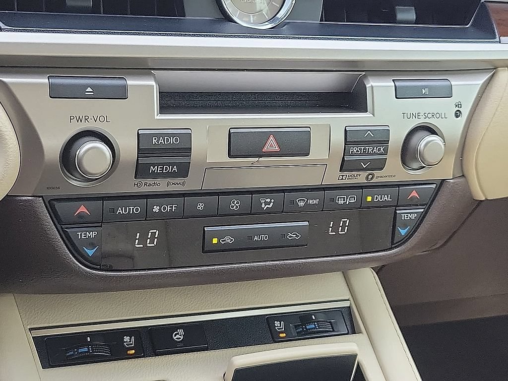 Used 2017 Lexus ES 350 w/ Navigation System Package FWD image 17