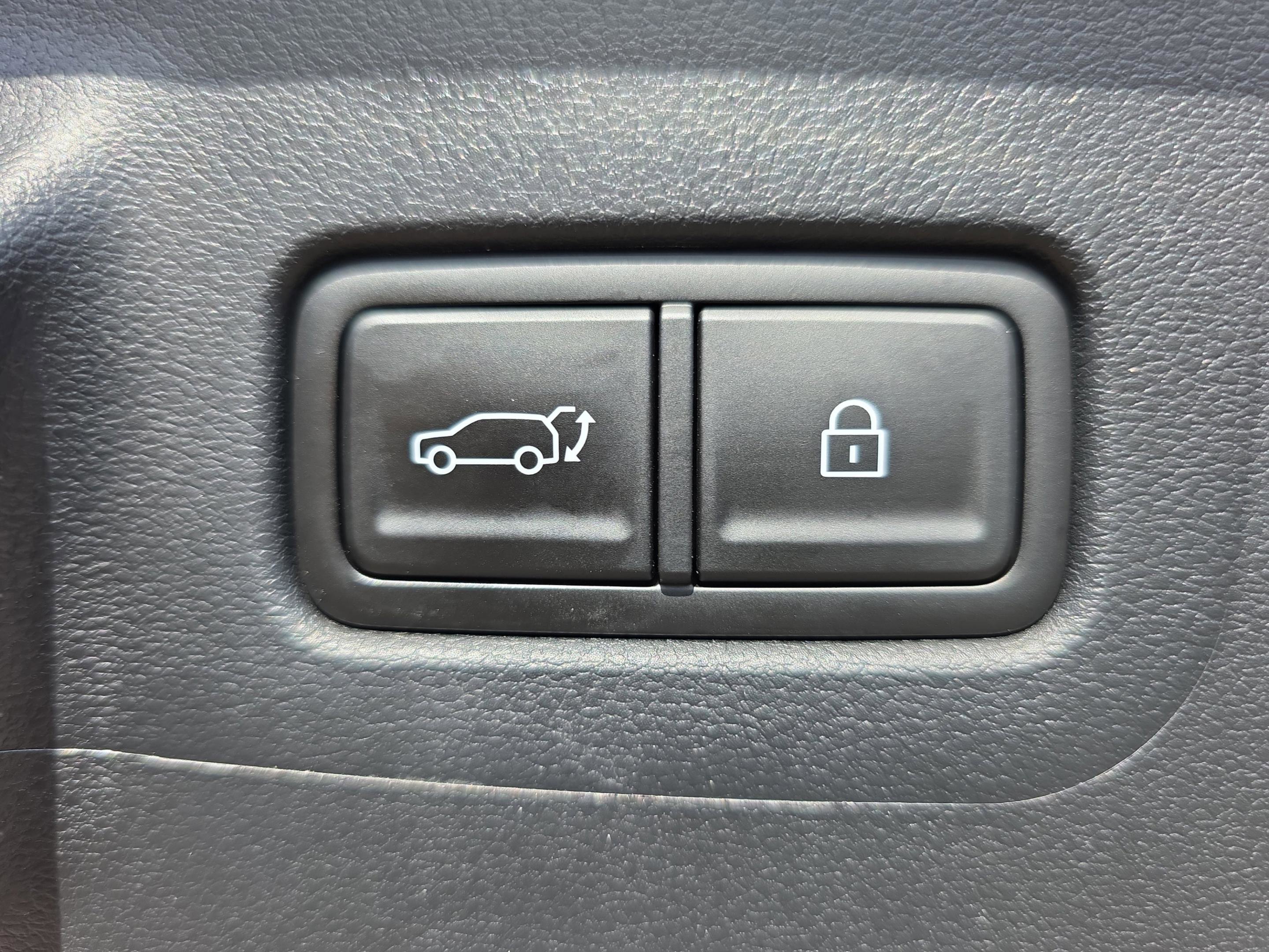 Certified 2026 Hyundai Santa Fe SEL image 10