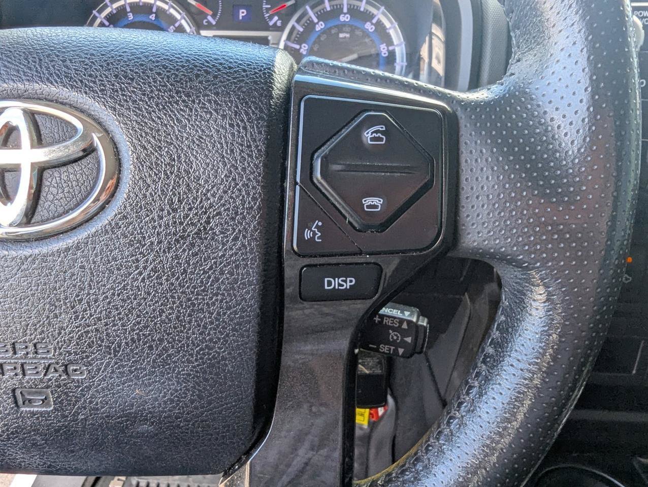 Used 2019 Toyota 4Runner TRD Off-Road Premium AWD/4WD image 15